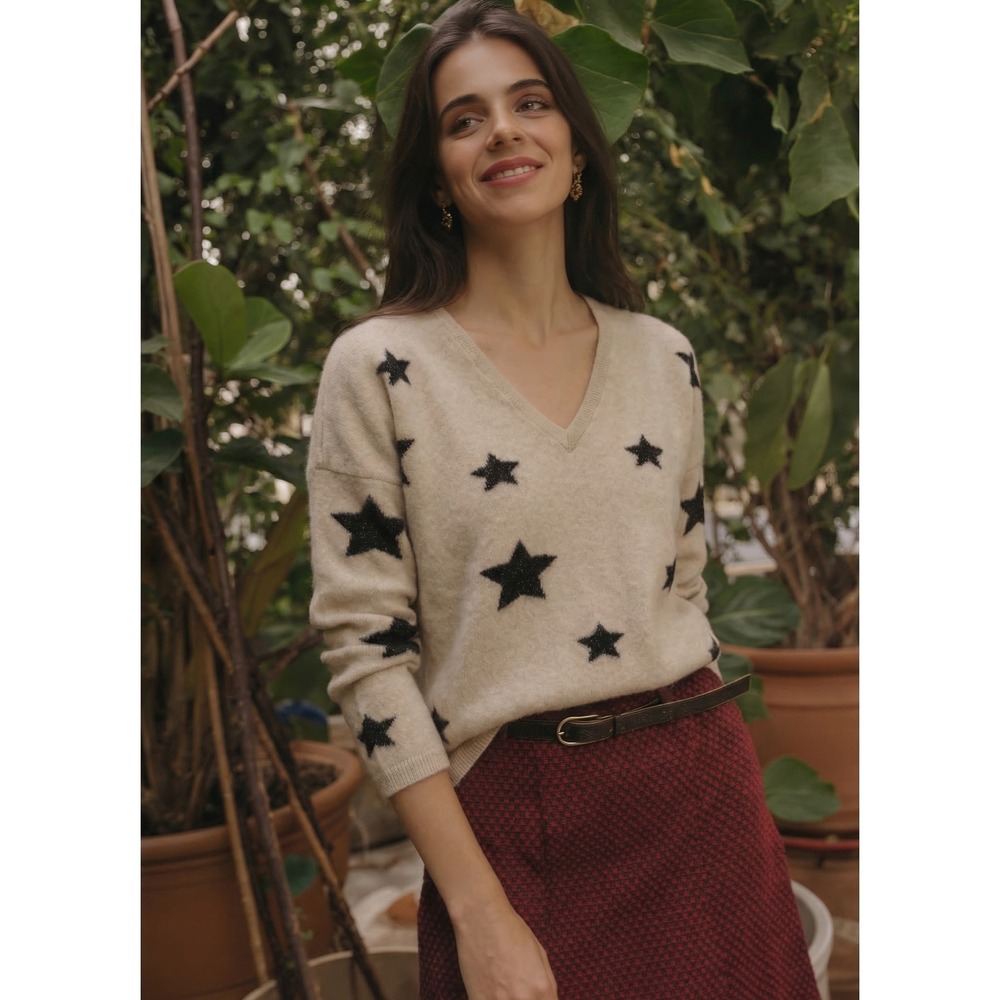 Brodie Fine Cashmere Star Sweater Beige V‑Neck 3/4 Sleeve Spring Knit Medium
